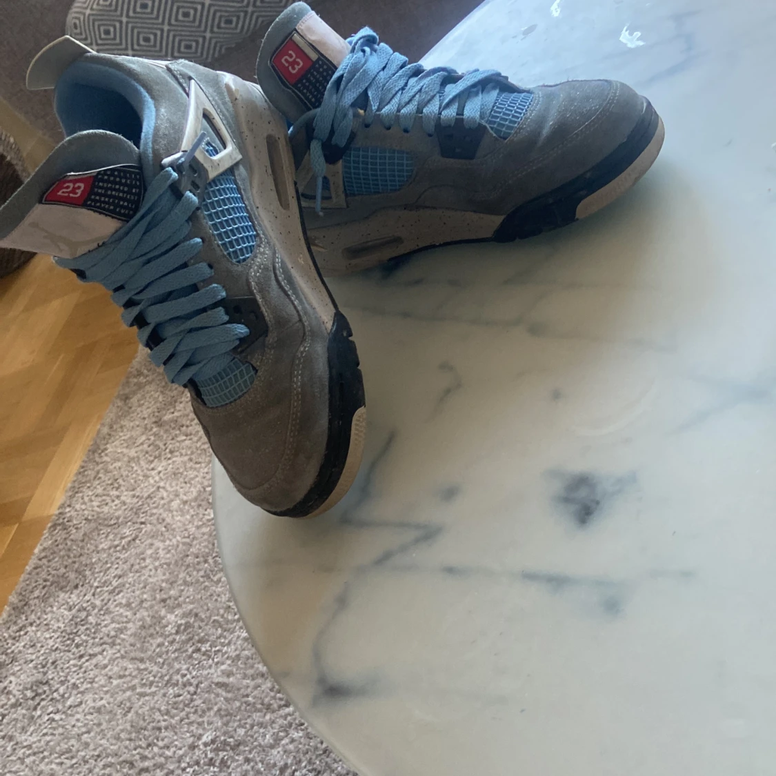 Jordan 4 universiti blue