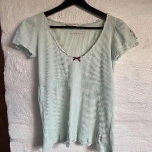 Odd Molly tröja  - Supersöt odd Molly tröja i turkos/mint. Knappt använd så i fint skick! Bara att fråga om det är nåt!^^ Det är strl 0💕🎀