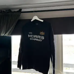 En ska Morris tröja i storlek medium! Använd ett fåtal gånger!