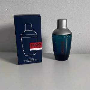  Oanvänd! Hugo boss parfym för män! Skön doft för alla dagar i veckan☑️Citrus, stark, vanilj och fräsch😮‍💨 Ordinarie pris ligger cirka på 500-600kr ish! Drar folk dig nära😉Mvh ItsForFits 🌟