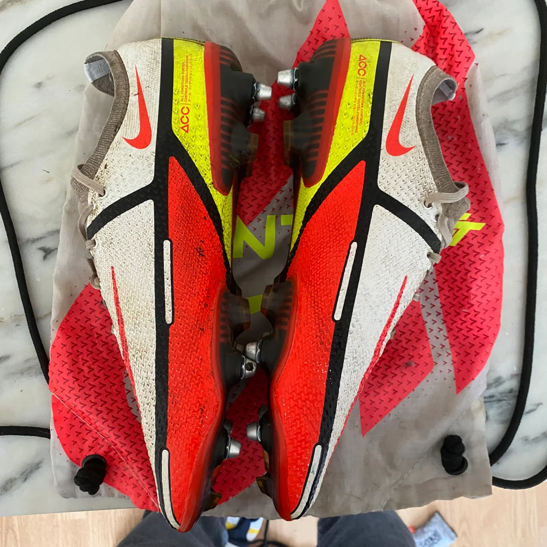 Nike Phantom GT 2. Skruvdobbar