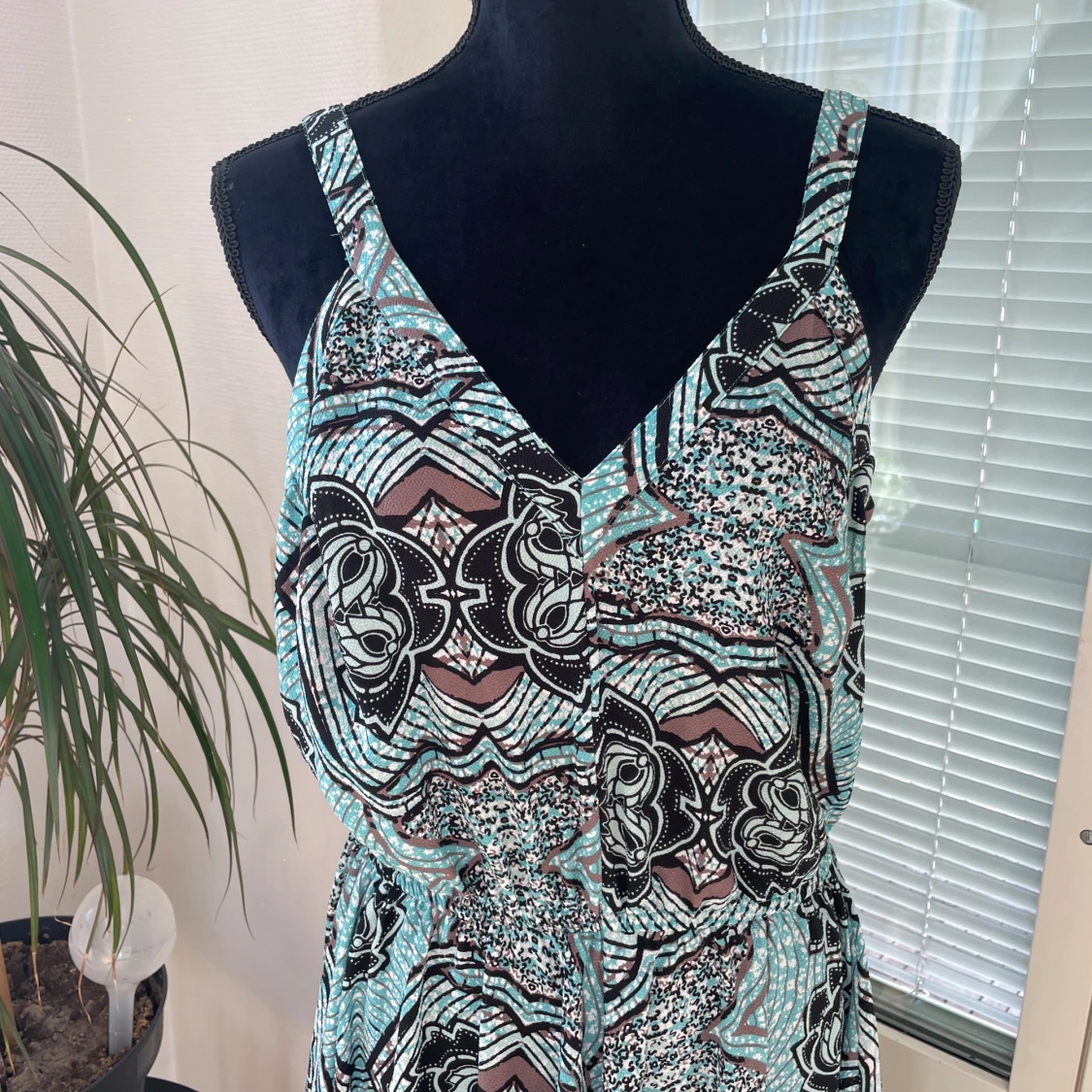 Klänning i strl 44 - 90