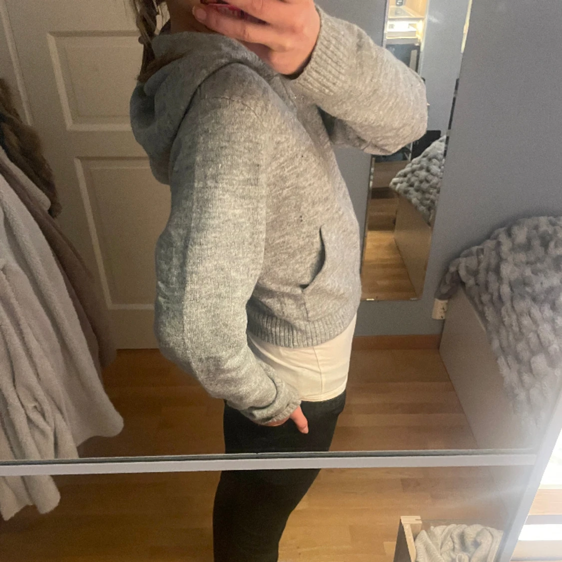 Stickad grå kofta