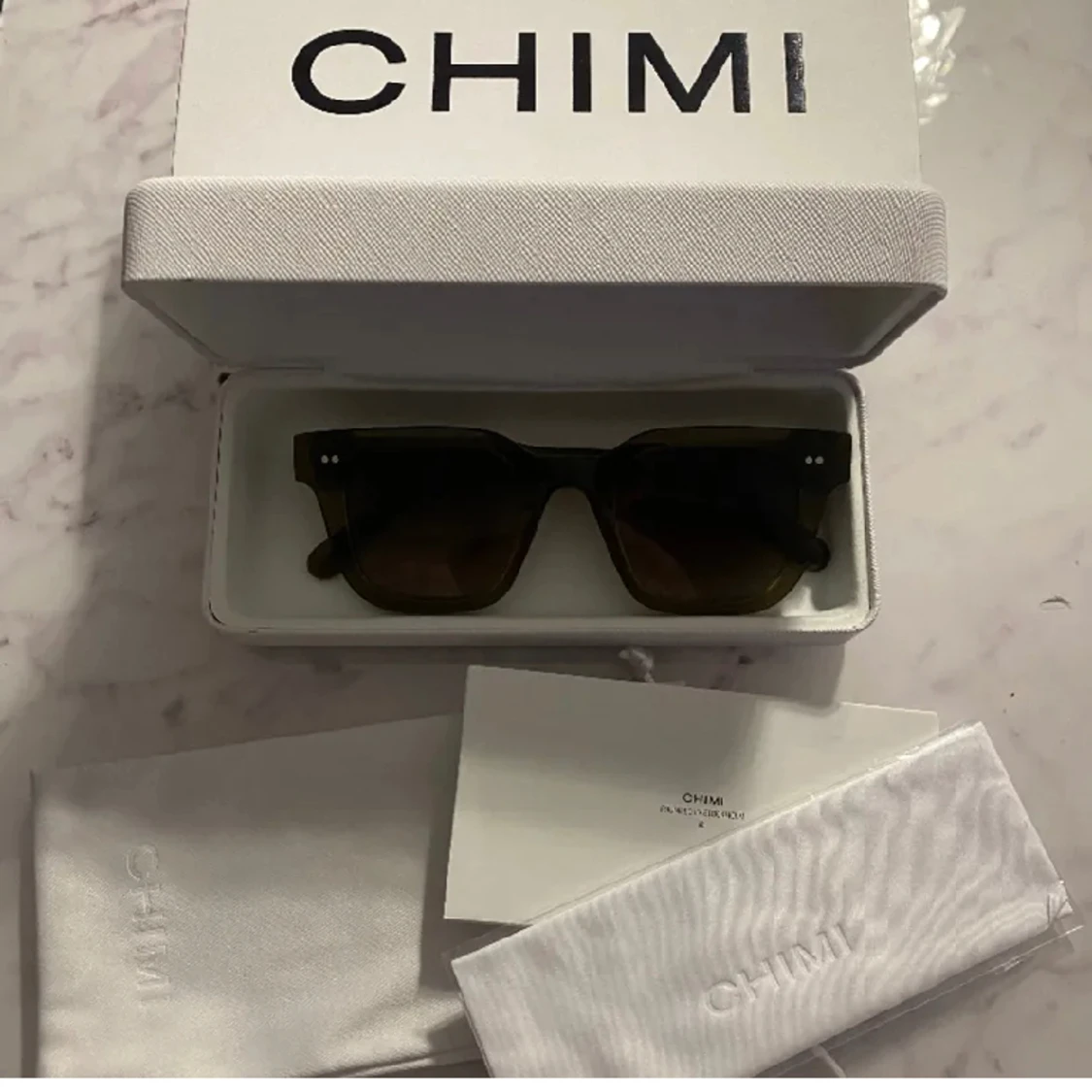 Chimi solglasögon