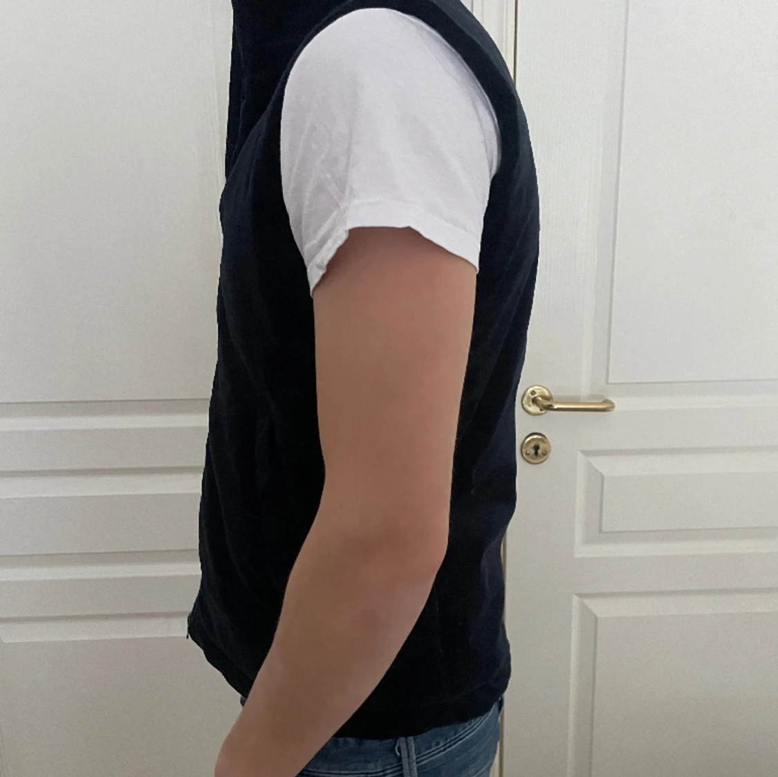 John Henric väst  - 90