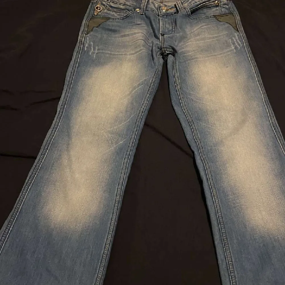 Säljer mina D&G jeans st31 herr  För att de inte passar mig . Jeans & Byxor.