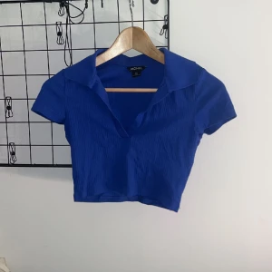 Monki topp - Topp från monki, använd sparsamt💗