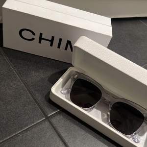 Superfina solglasögon från CHIMI🥰 Jag säljer dessa för att stoleken inte passar min ansiktsform🥰 #005