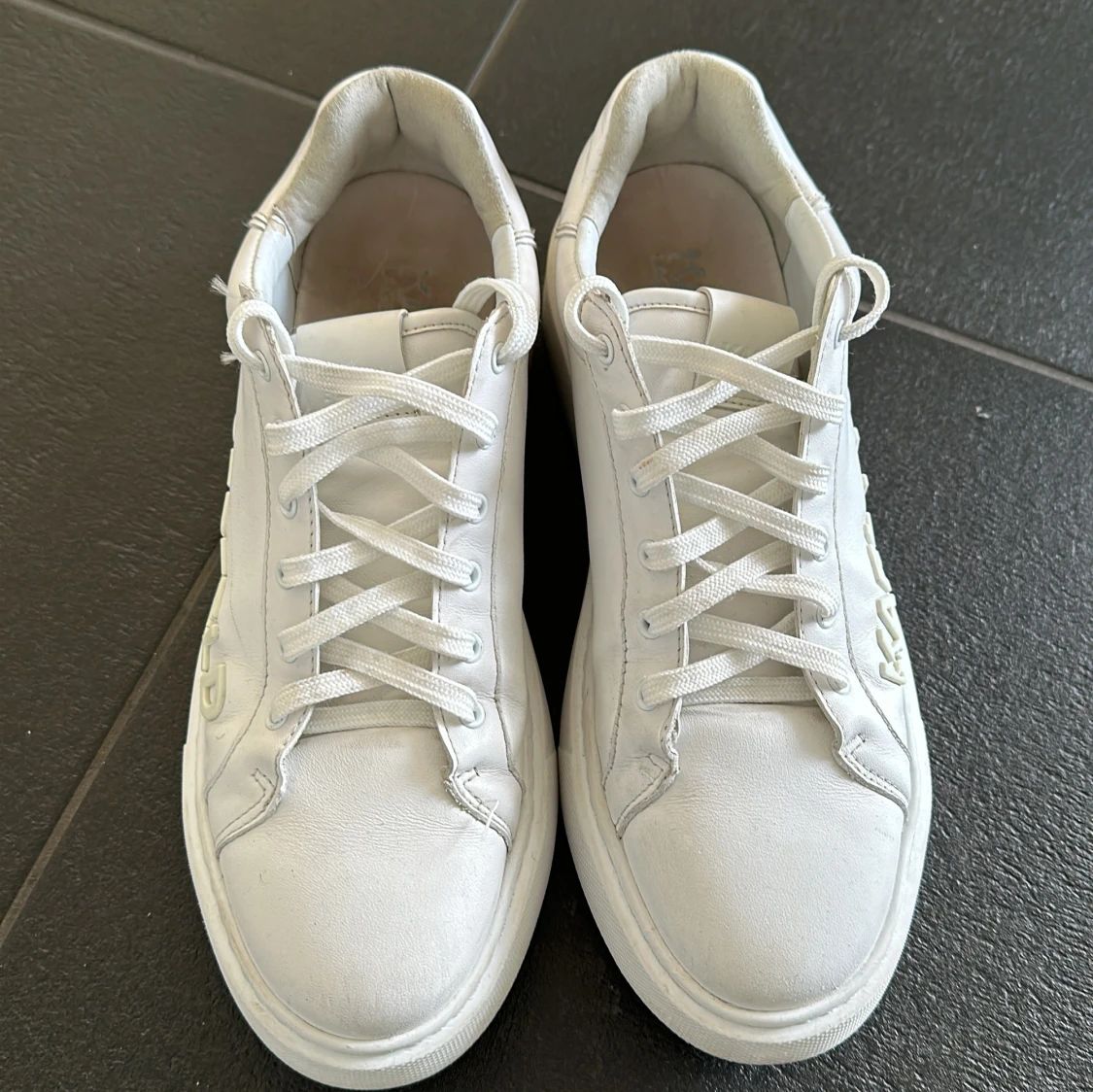 Karl Lagerfeld sneakers  - 90
