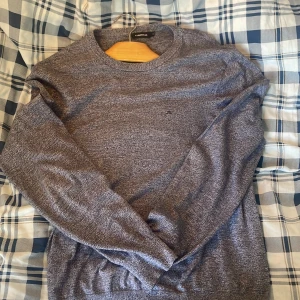 J lindbergh, tunn långärmad, M - Tunn långärmad sweatshirt från j Lindberg  Storlek M  Inga defekter  Skriv för frågor !