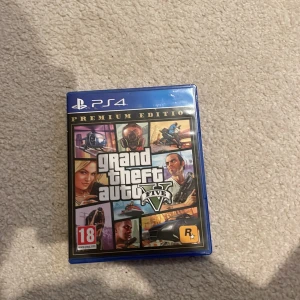 Ps4 gta skiva i full fungerande skick - Funkar som den ska inget problem 