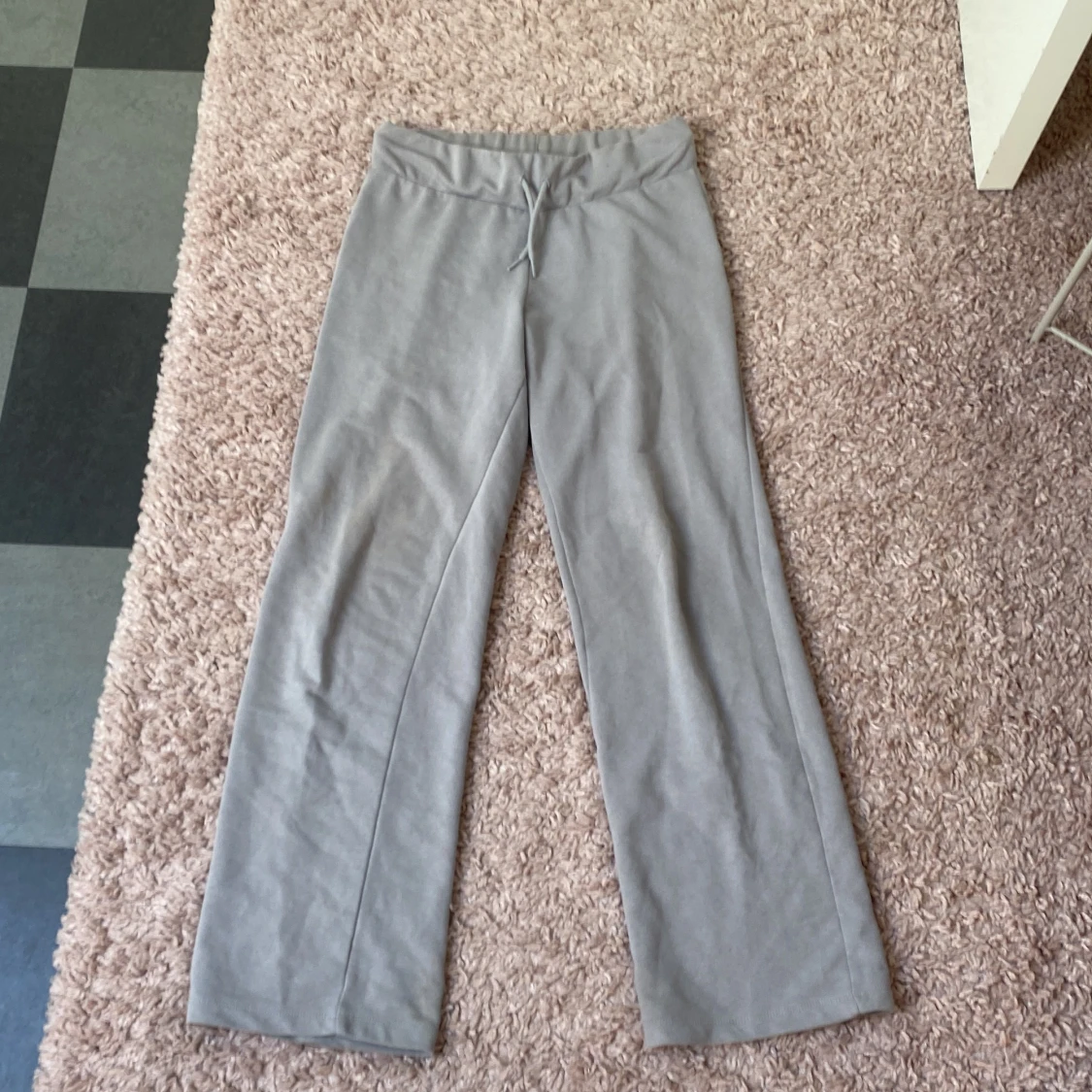 Lågmidjade mjukisbyxor 