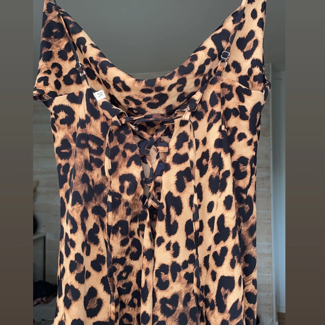Leopardklänning - 92