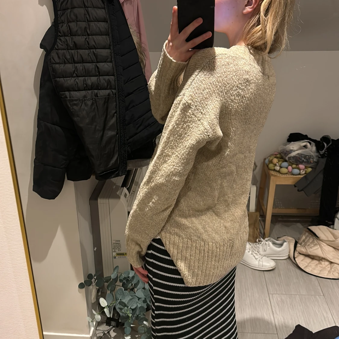 Beige stickad tröja  - 91