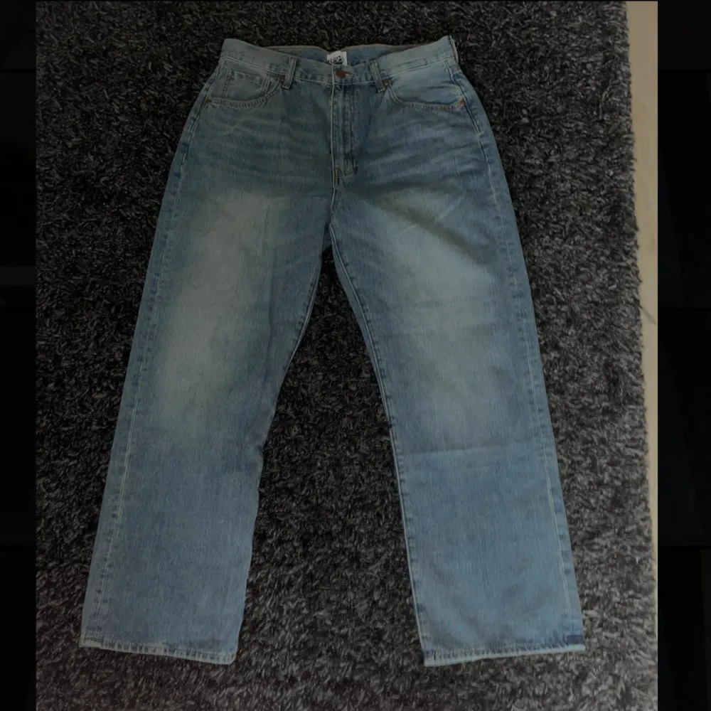 bape jeans storlek 30 men sitter baggy. Dm för frågor. pris kan diskuteras. . Jeans & Byxor.