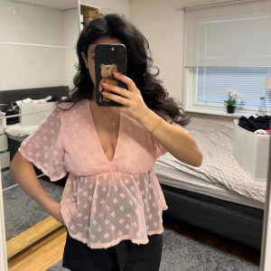 Tröja - Jätte söt blus, använd 1 gång