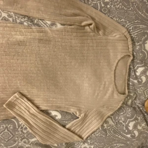 Klänning  - Aldrig användt den är helt ny