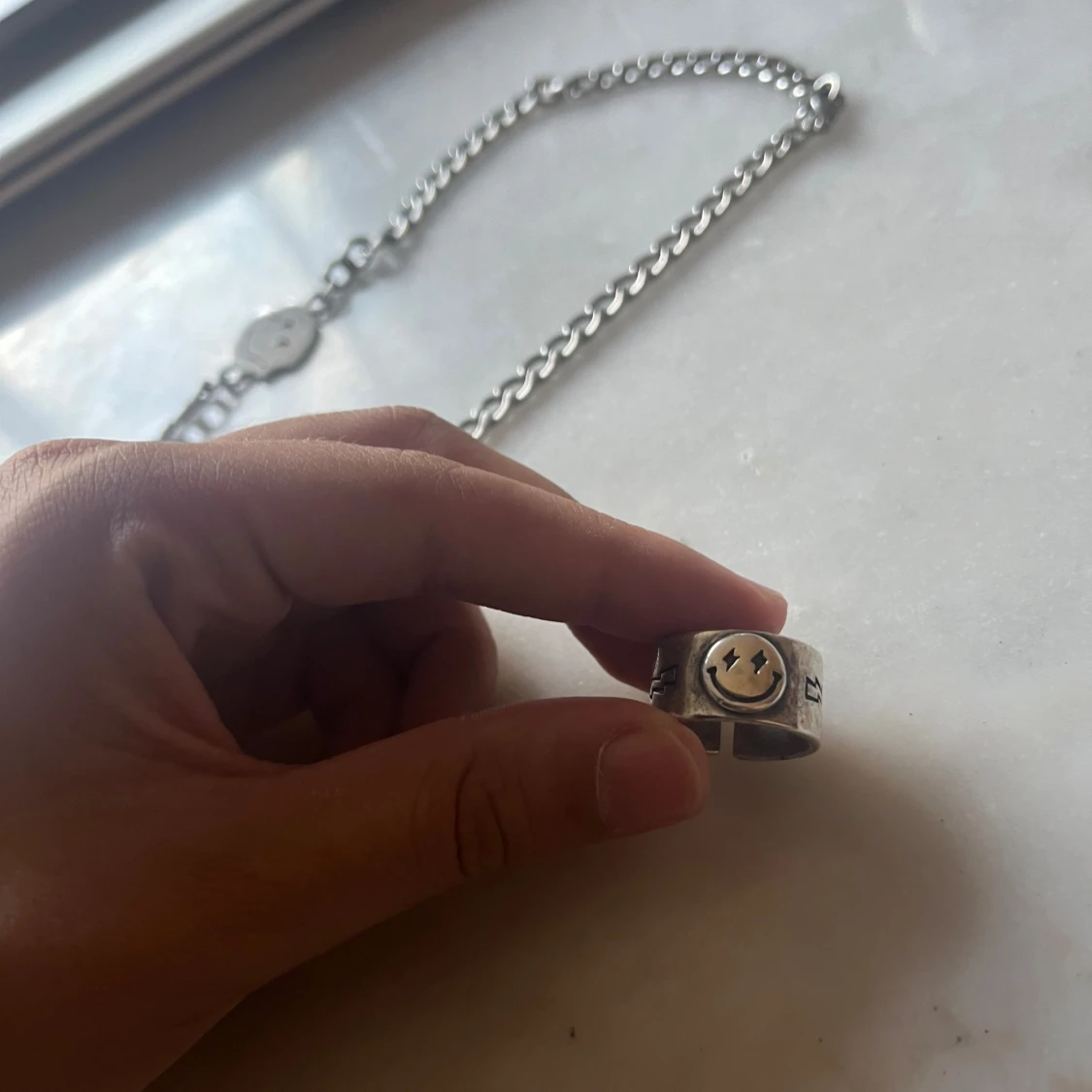 Smiley halsband & ring - 90