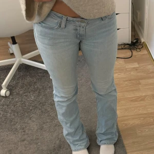 Low waist jeans - Low waist från levis superfina! Nypris 879