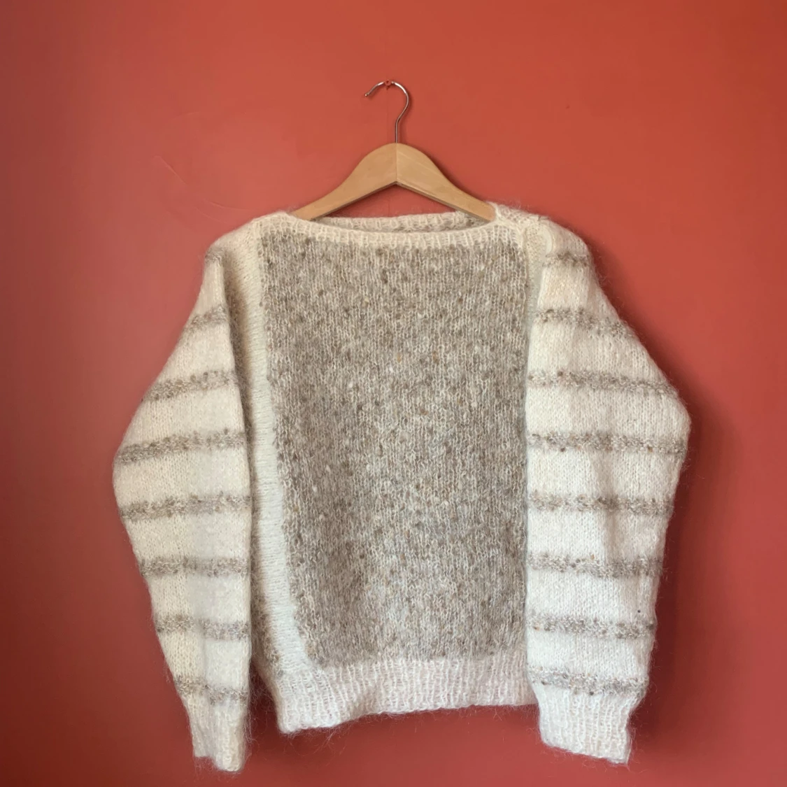 Fin varm  stickad tröja  - 90