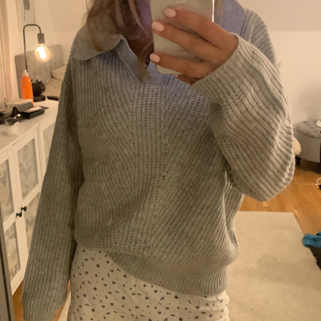  helt oanvänd stickad tröja, superfin men har inte kommit till användning.