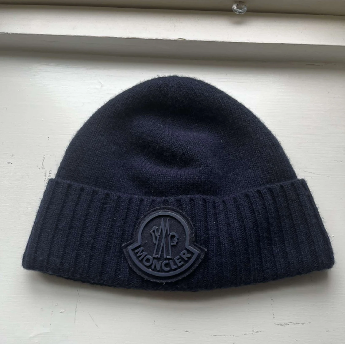 Moncler mössa