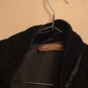 Fejk lv jacka  - Fejk fin jacka   💥💥 Utförsäljning!! Först till kvarn 💥💥