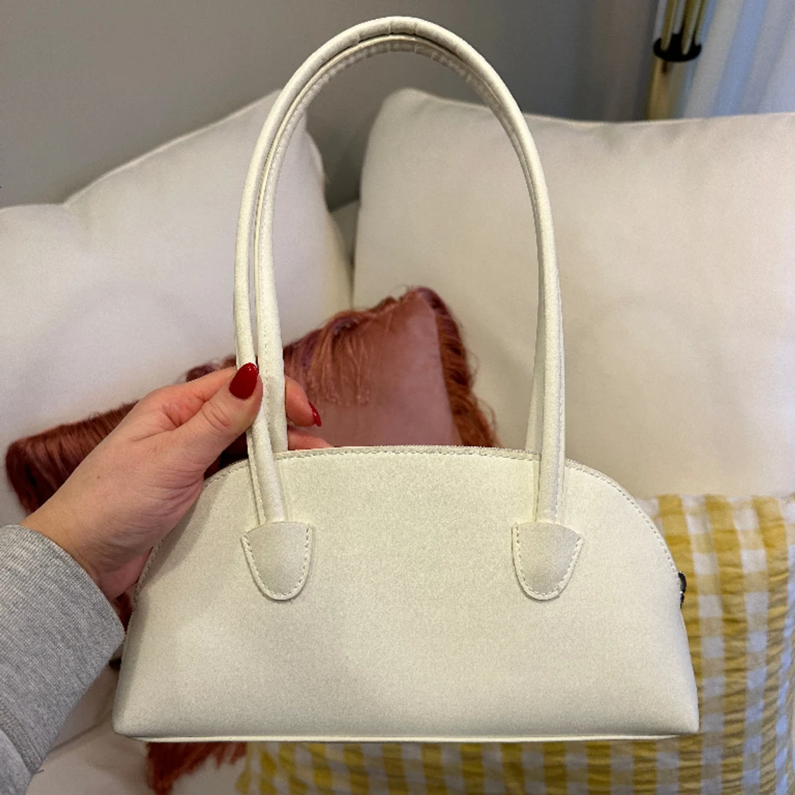 Liten vit väska - 91