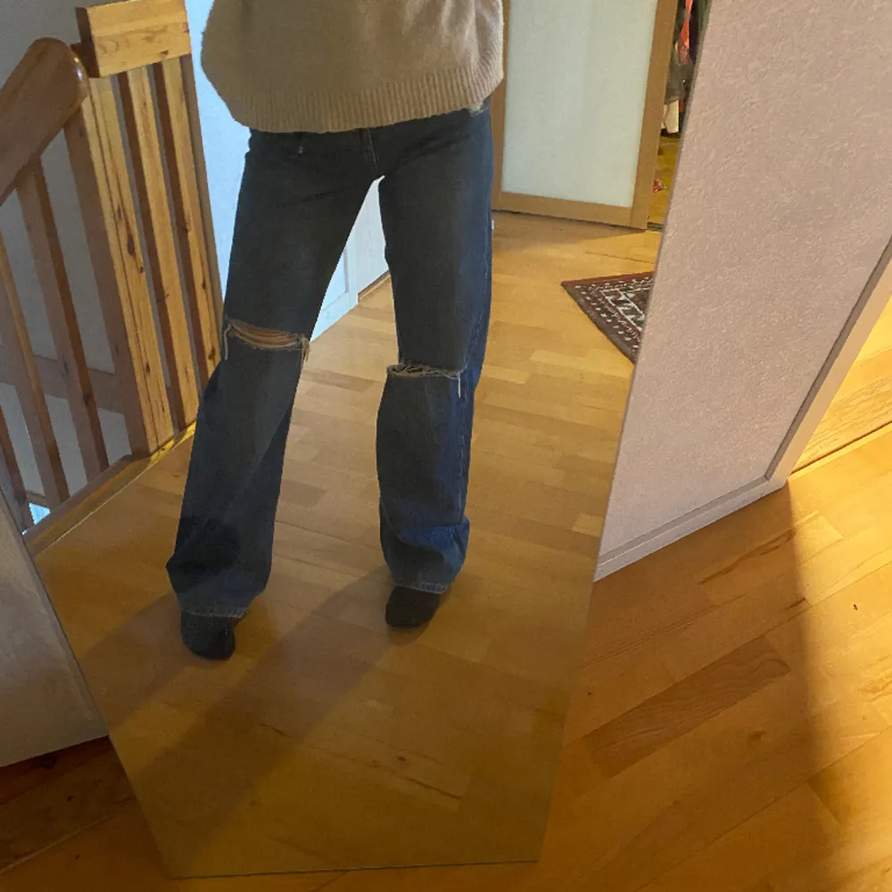 Snygga jeans från Bershka i bra skick. Storlek 32.. Jeans & Byxor.