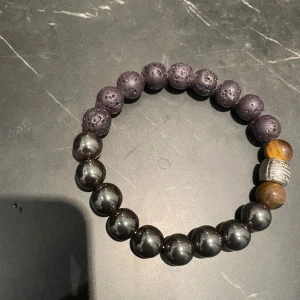 Armband med olika kulor - Grisch armband 