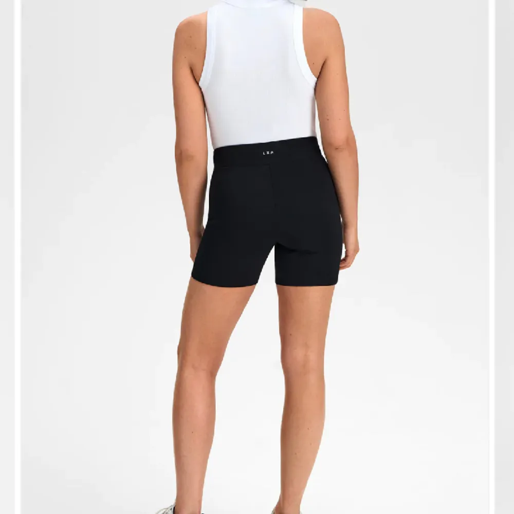 Helt nya oanvända shorts från lxa (endast testade) 🥰. Shorts.
