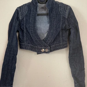 Jeans bolero  - En snygg jeans bolero 
