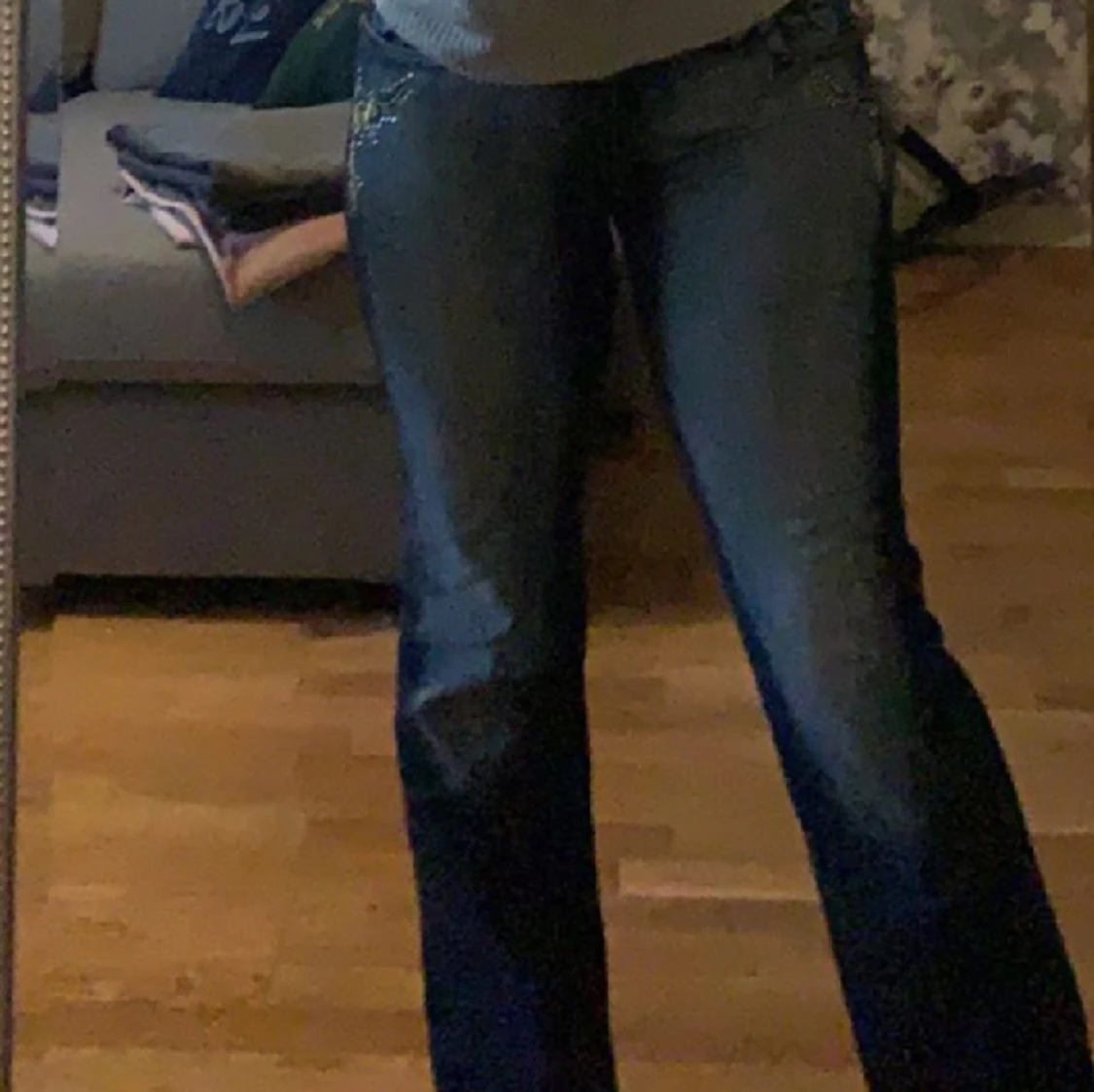 Low waisted bootcut jeans - 90