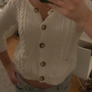 Trekvartsärmad kofta - Superfin trekvartsärmad kofta💓💓 Nyskick och passar till allt 🤗