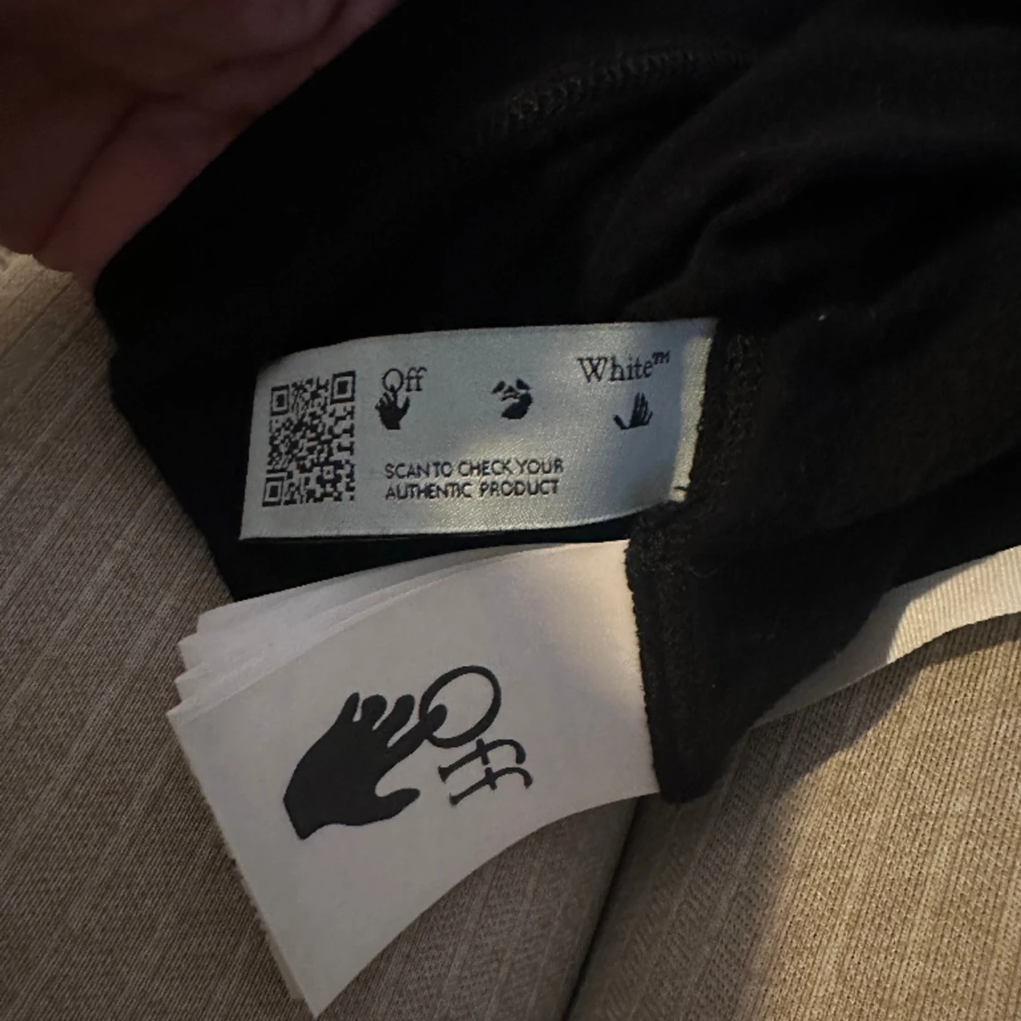 Off-White logo long-sleeve T-shirt - 91