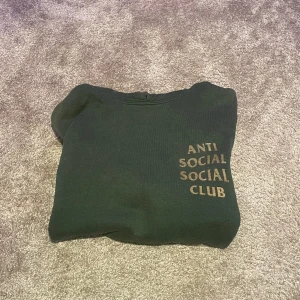 Anti social social club hoodie - Storlek S/M Funkar för både man o kvinna