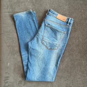 Hugo Boss Jeans - Hugo Boss Jeans storlek 33:32