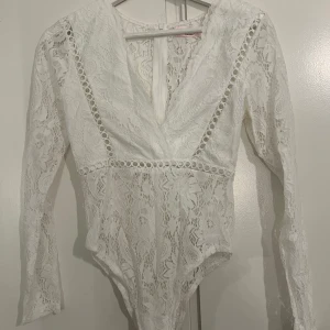 Vit body  - Vit body, aldrig använt 