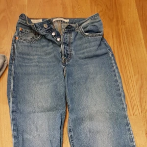 Levis jeans - Väldig lite använda