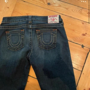 Trueys - Jättefina True religon jeans i bra skick💕