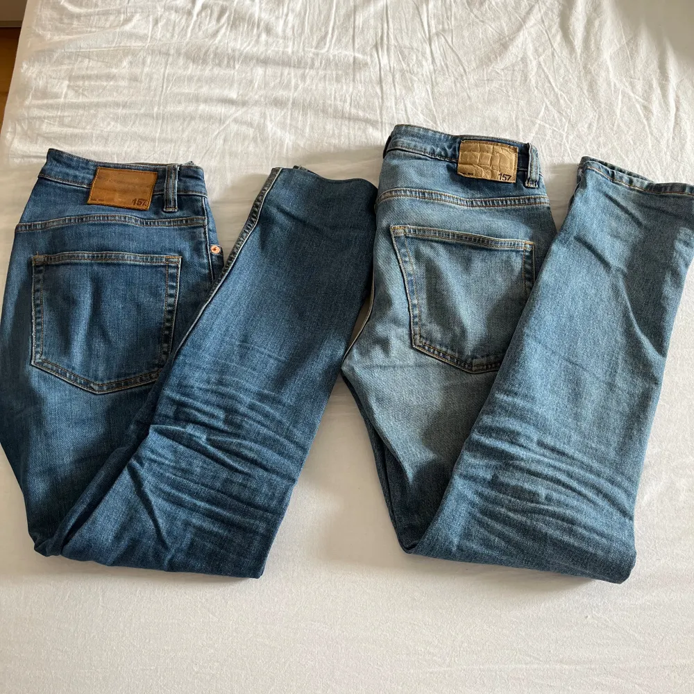 7 olika par jeans, 50kr styck eller alla för 275kr, skriv för mer bilder eller info. Jeans & Byxor.