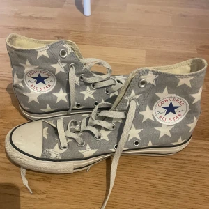 Converse  - Converse med stjärnmönster 