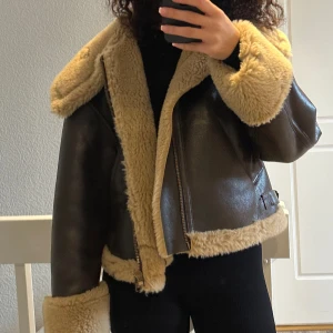 Jacka från zara - Använd en gång🫶🏽