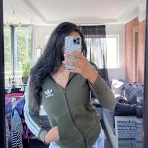 Adidas zip up - Använd