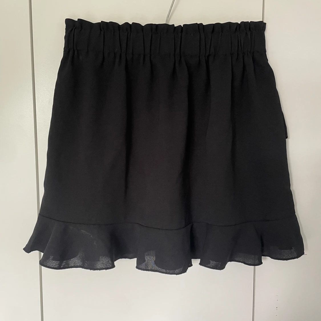 Svart omlottkjol🖤 - 90