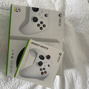 Xbox Series S512GB + Handkontroll - Säljer min icke använda Xbox. I ny skick. Pris kan diskuteras