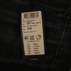 G star raw demin jeans - Tja säljer mina jeans dom är helt nya men dom va för stora på mej 