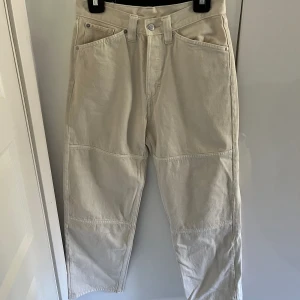 Weekday Galaxy - Säljer mina Weekday Galaxy jeans, väldigt bra skick.