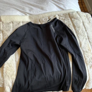 Tight träningstopp - Fint skick, använd 2-5 gånger