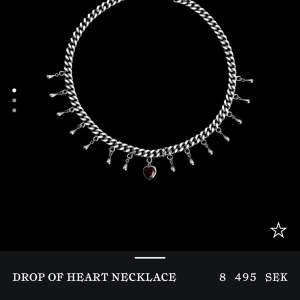 Säker drop of heart necklace, skriv om ni vill sälja 